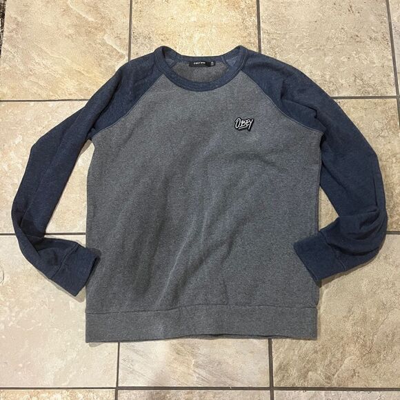 Obey crewneck  - Picture 2 of 4